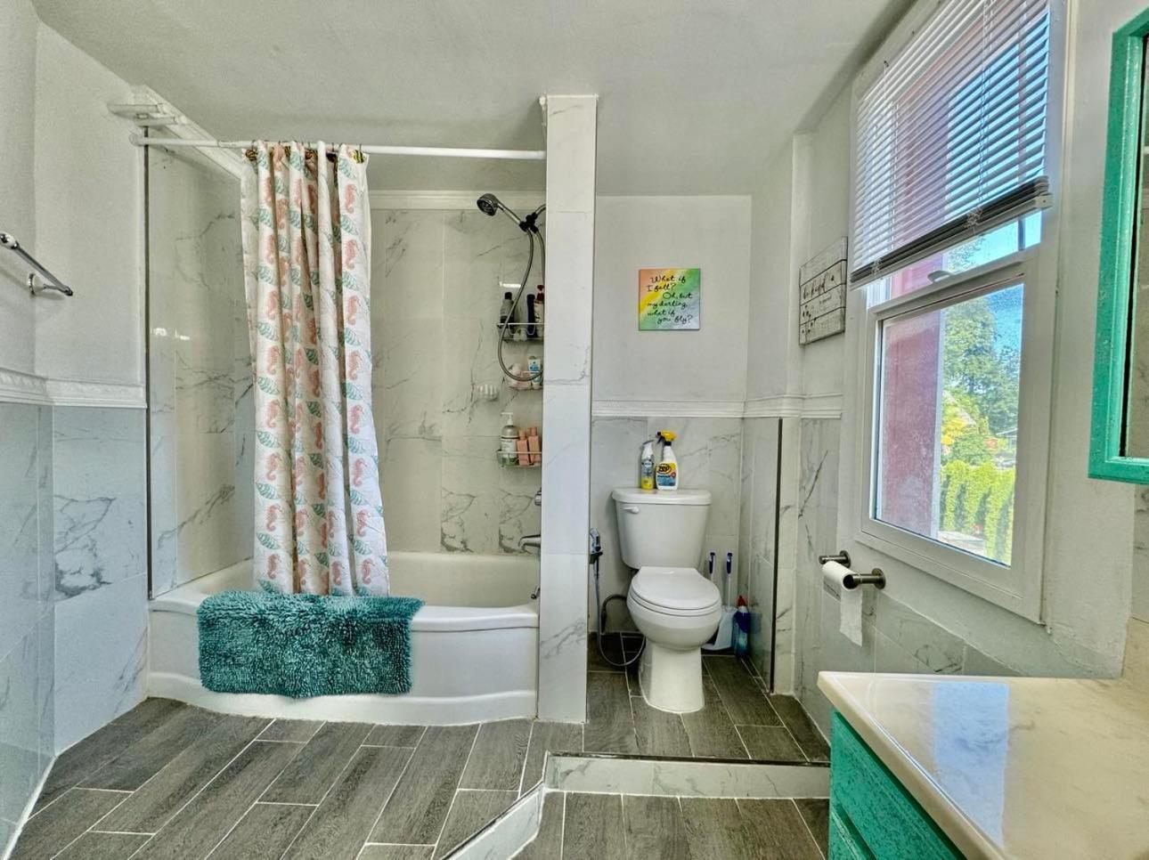 Private Tiny Room On The 1St Floor With Shared Bathroom Near Airport And Downtown Seattte Seattle Eksteriør bilde